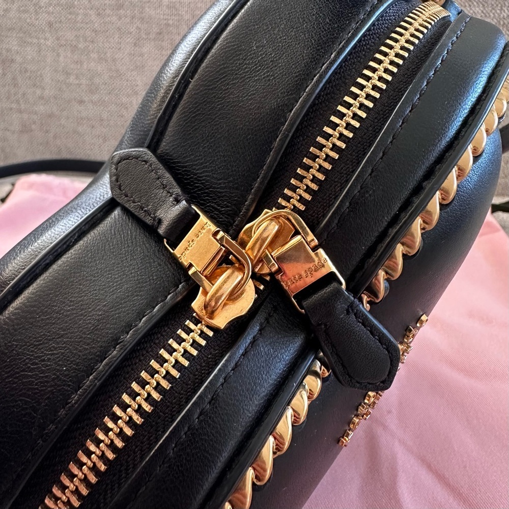 Kate Spade Amour 3D puff heart crossbody bag soft smooth leather gold chain trim - Picture 6 of 9